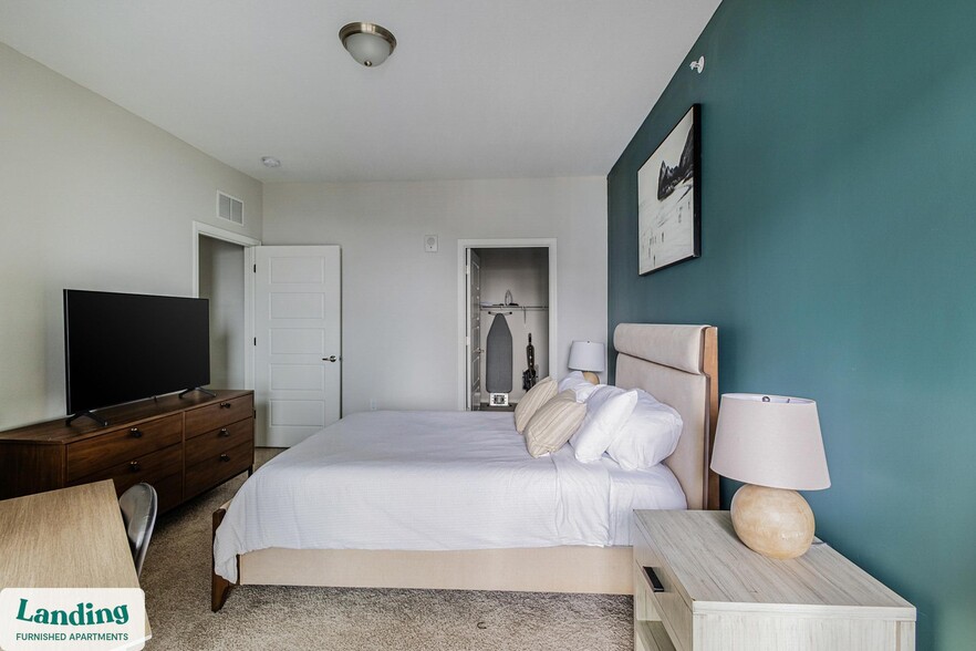 Building Photo - 1431 Dixie Hwy