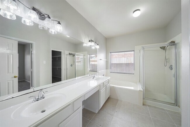 Building Photo - 5602 Beaver Pass Ln