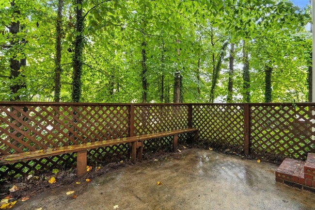 Building Photo - Spacious 2-Bedroom, 2.5-Bath End-Unit Town...