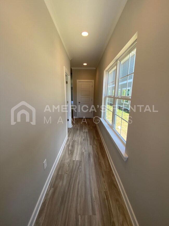 Building Photo - Home for Rent in Calera, AL!!! AVAILABLE NOW!  Deposit Pending!