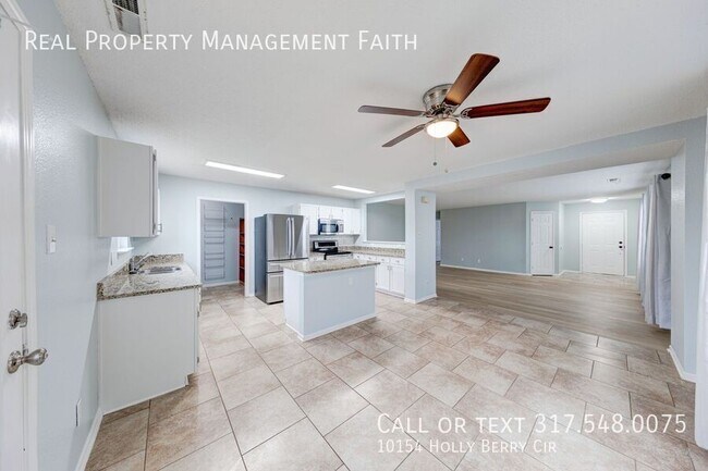 Building Photo - 10154 Holly Berry Cir