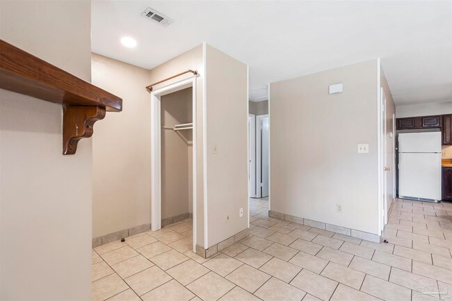 Building Photo - 6366 W Fairfield Dr