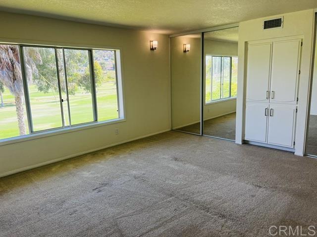 Building Photo - 2530 Navarra Dr