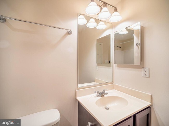 Building Photo - 22437 Dark Star Way