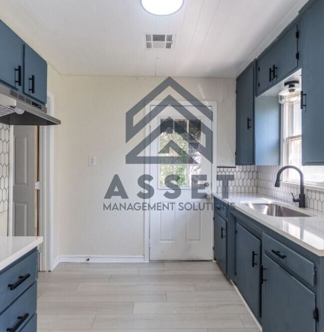 Building Photo - 3 Bedroom Rent to Own Home Available!