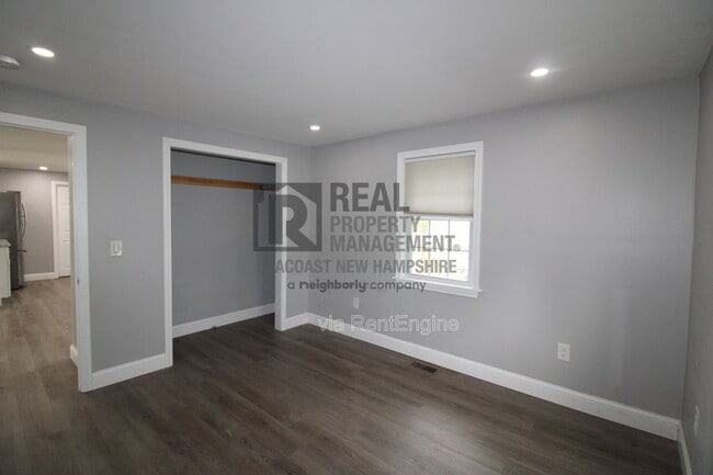 Building Photo - 23 Forest Ave
