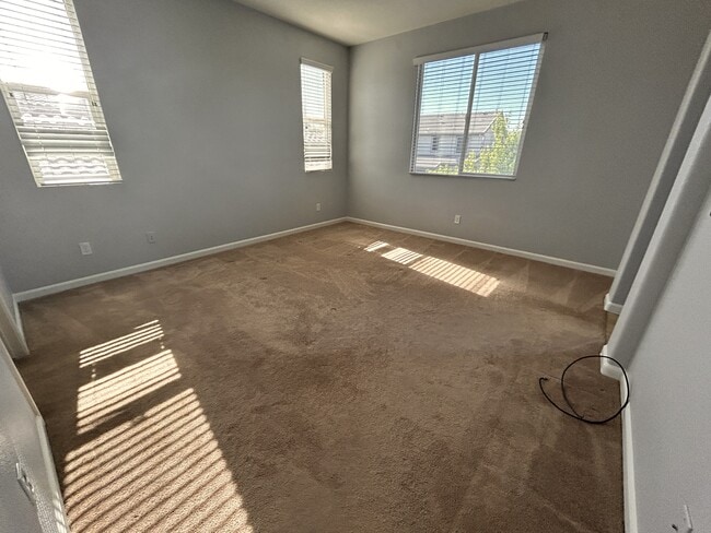 Building Photo - 10476 Fossil Way