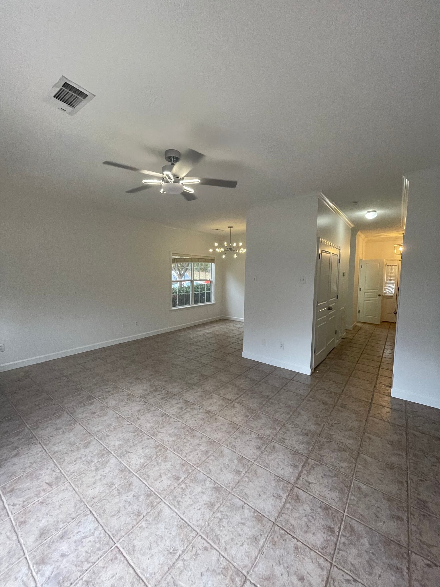 Living Room - 2901 Harris Dr