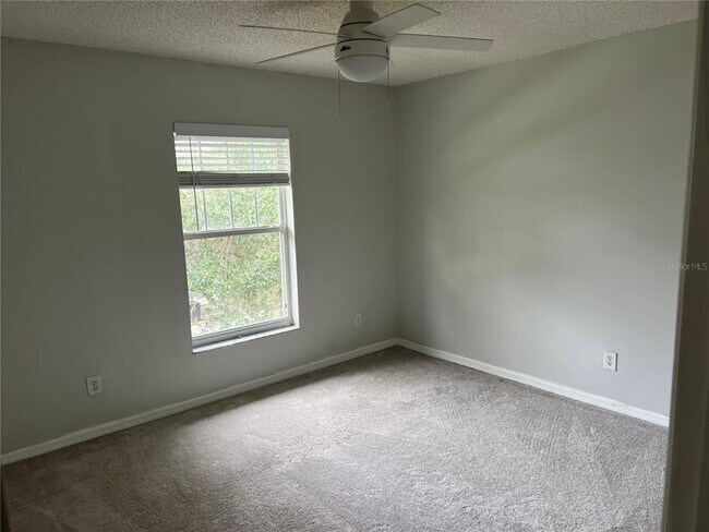 Building Photo - 138 Inconnu Ct