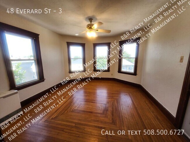 Building Photo - 48 Everard St