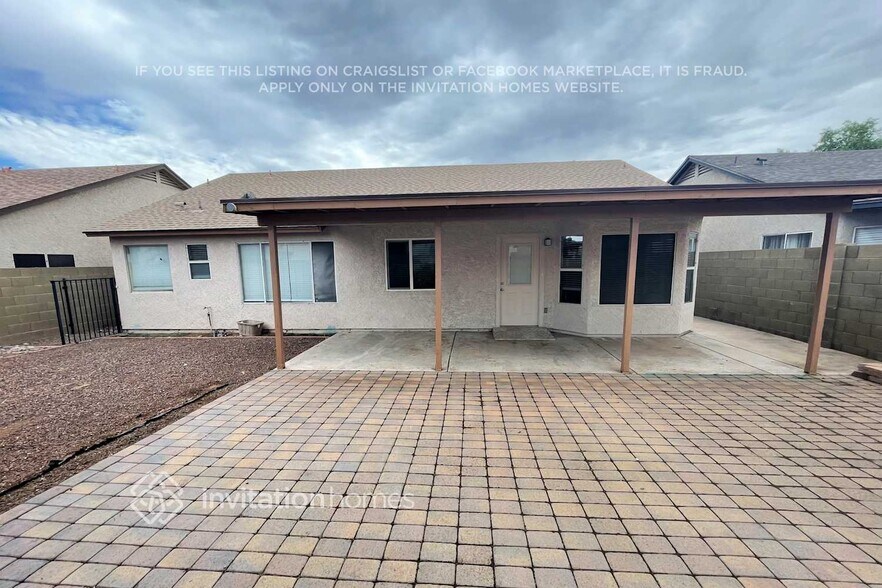 Building Photo - 2110 N Ithica St