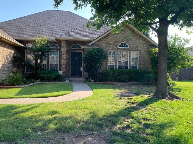 Primary Photo - 1708 NW 161st Cir