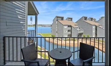 Building Photo - 12500 Melville Dr