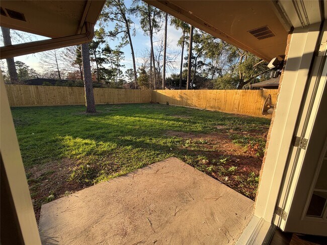 Building Photo - 9215 Loren Ln