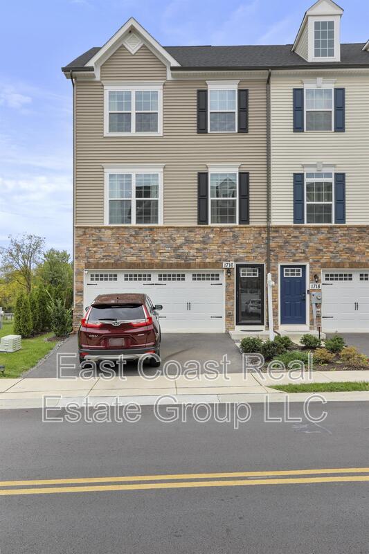 Primary Photo - 1716 Atlas Dr