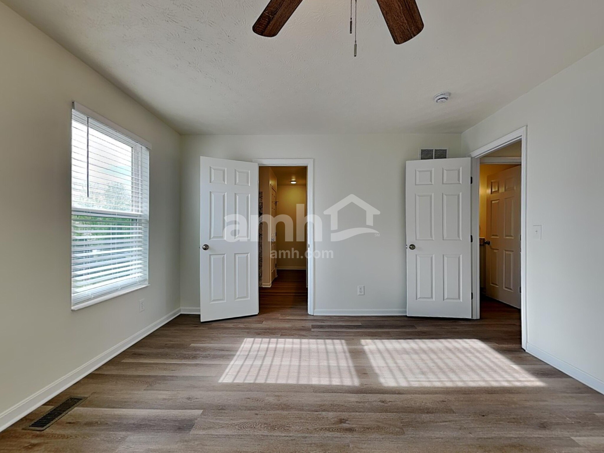 Building Photo - 6532 Kristine Dr