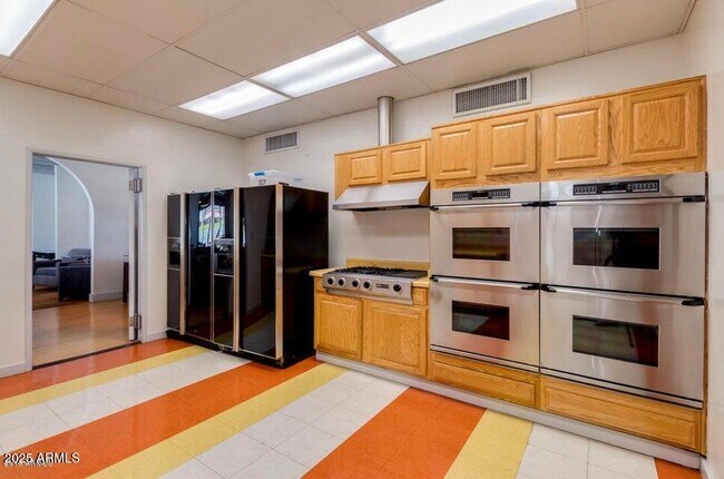 Building Photo - 4750 N Central Ave