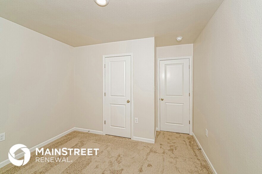 Building Photo - 1064 Pilgrim Ln