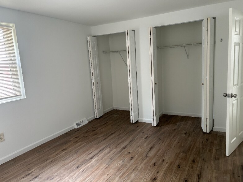 Building Photo - 126 Fronefield Ave