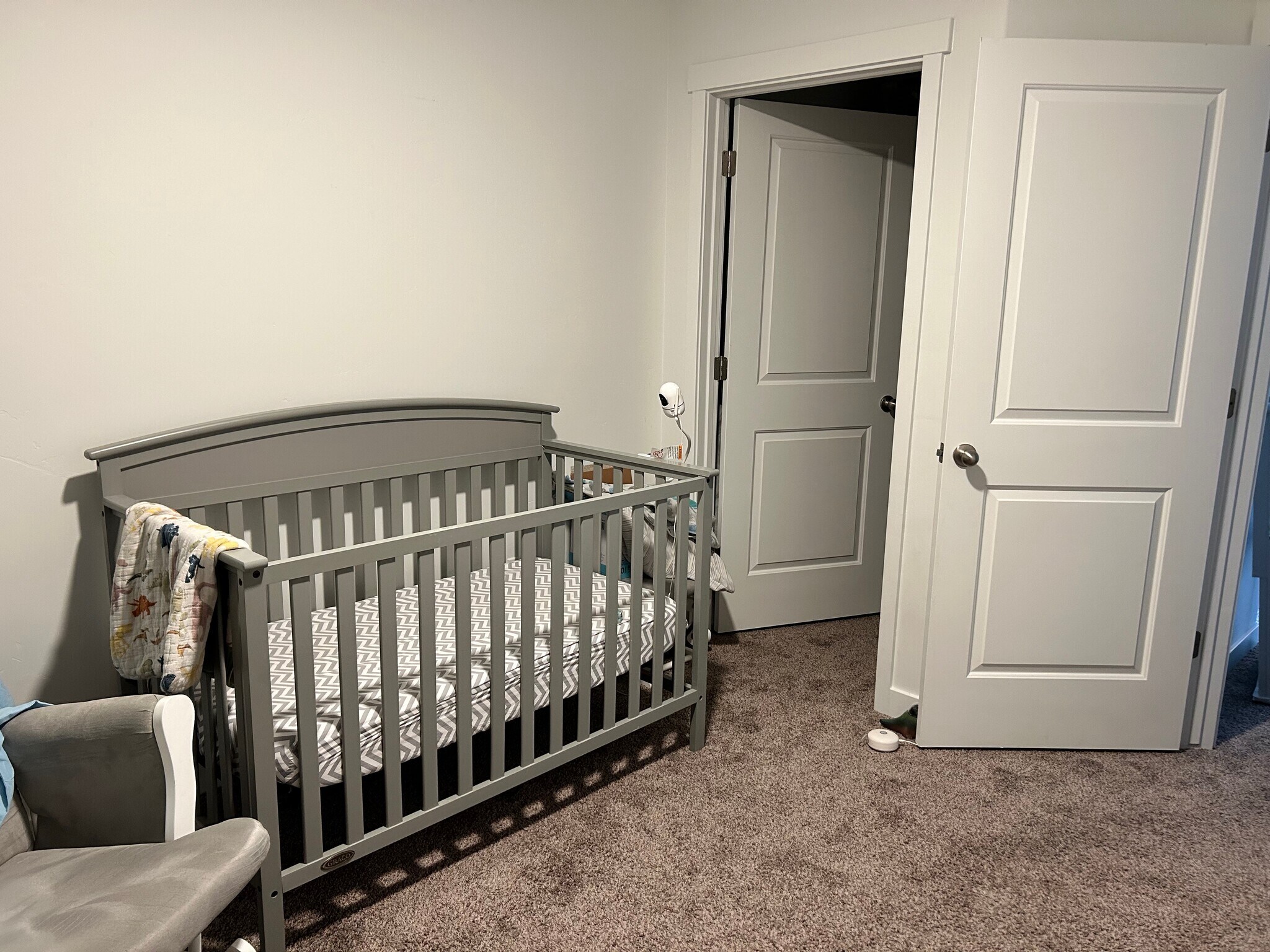 room 2 - 492 N Trident Dr