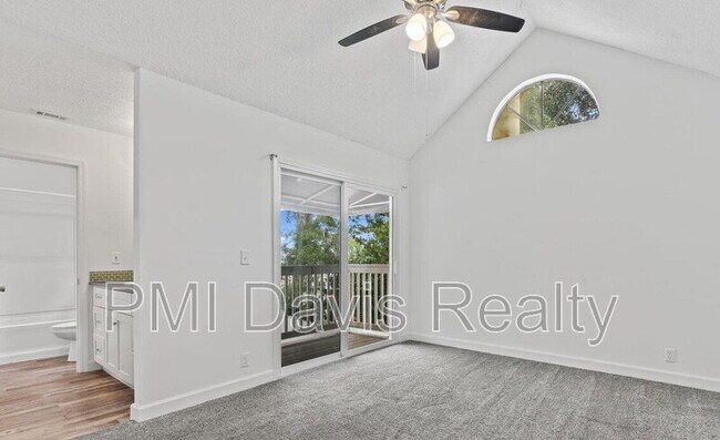 Building Photo - 2300 Twelve Oaks Dr