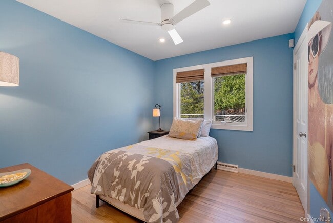 Building Photo - 123 Windward