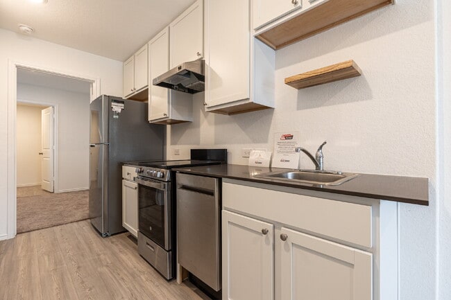 Building Photo - 7125 Elm Cv