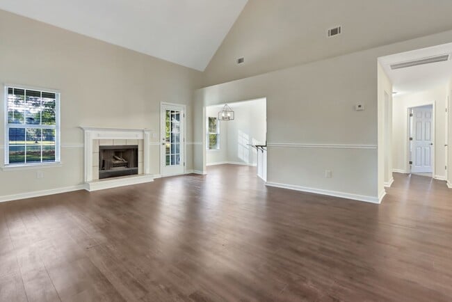 Building Photo - 114 Egrets Way Ln