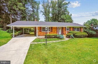 Building Photo - 8634 Aberdeen Ct