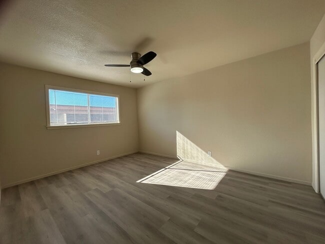 Building Photo - 4172 Del Amo Blvd