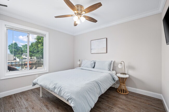 Building Photo - 771 Jane Dr