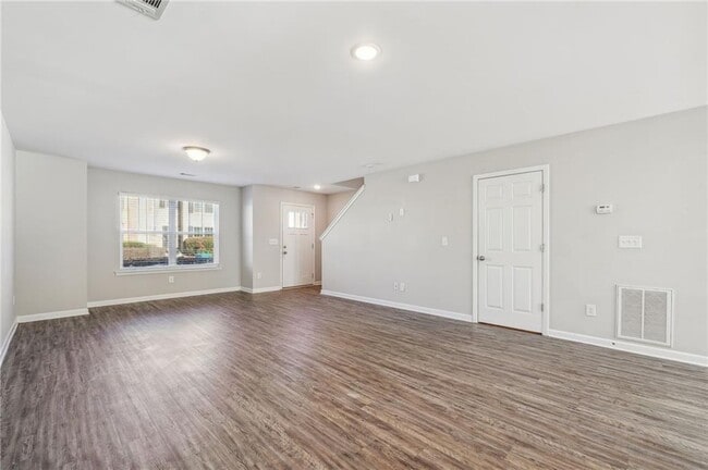 Building Photo - 4420 Pinscher St