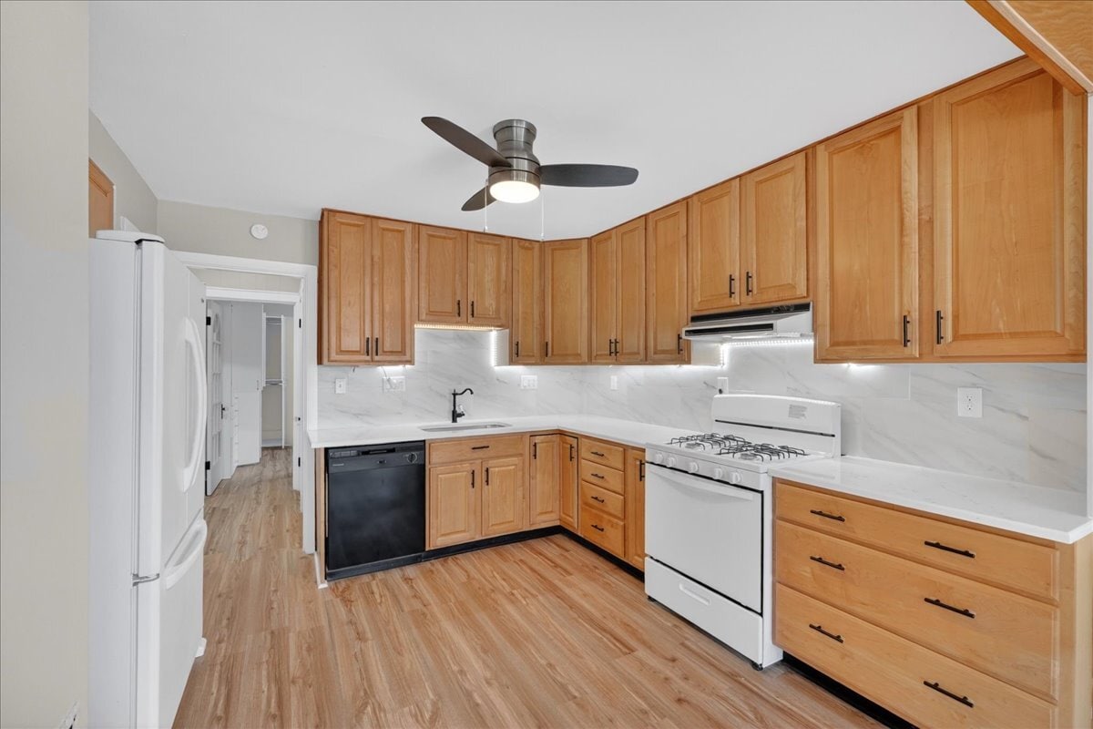 Building Photo - 5185 Goethe Ave