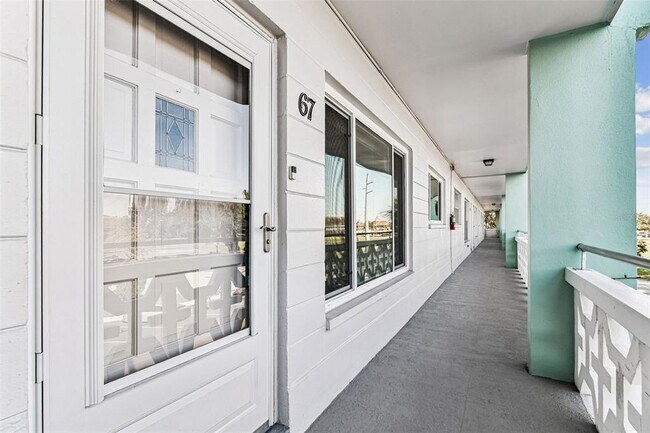 Building Photo - 2455 Finlandia Ln