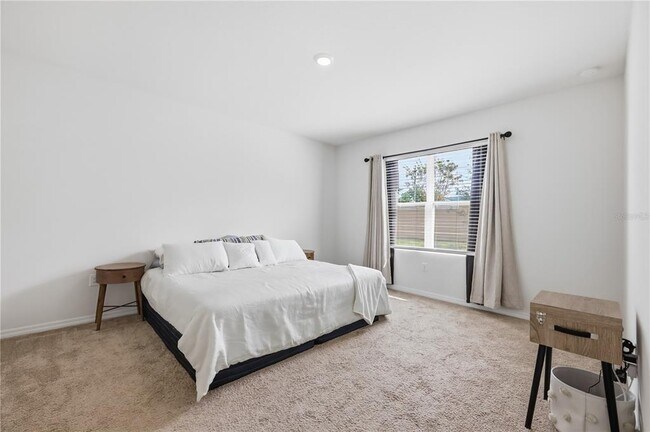 Building Photo - 599 Tortugas St