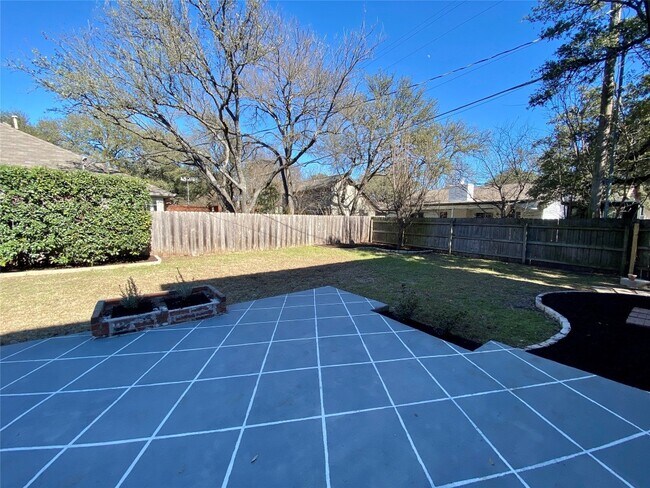 Building Photo - 4402 Everest Ln