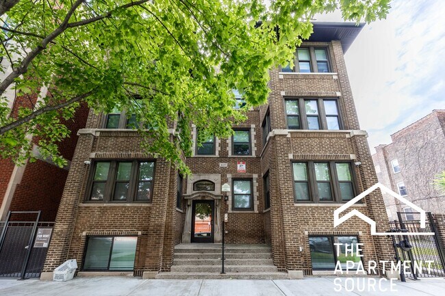 Building Photo - 4117 S Michigan Ave