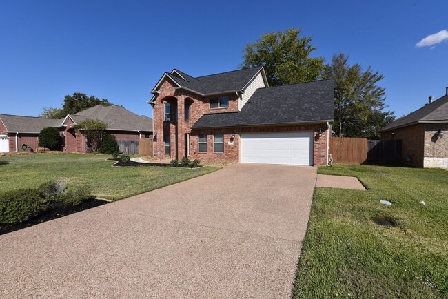 Building Photo - Great 4 Bedroom 2.5 Bathroom, In Bridle Ga...