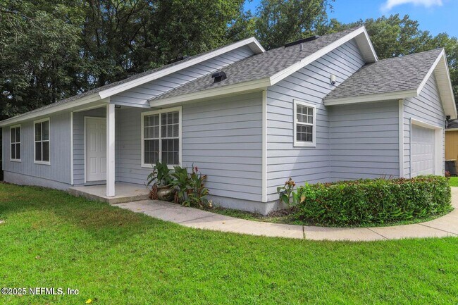 Building Photo - 3924 Victoria Landing Dr S