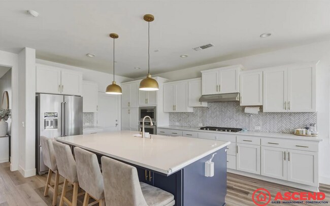 Building Photo - Spacious 4-Bedroom Home with Solar, In-Unit Laundry & Full Appliance Package!
