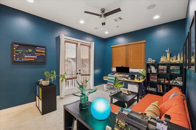 Building Photo - 1822 Morse St