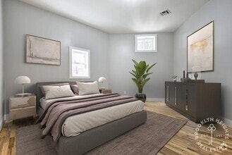 Building Photo - Renovated 3BR 1 Bath with W/D in unit - Du...