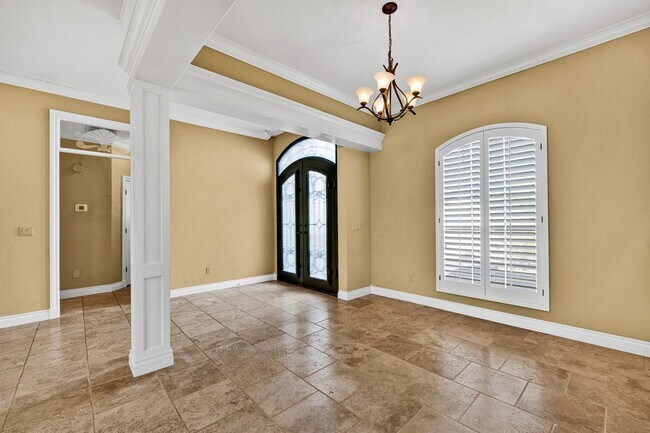 Building Photo - 404 NW 76th- Hot new listing!
