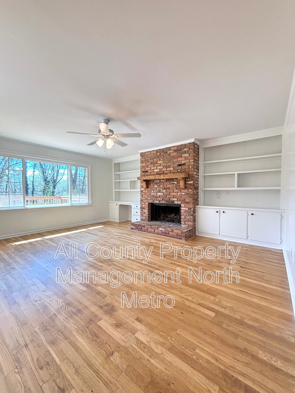 Building Photo - 1273 Becket Dr NE