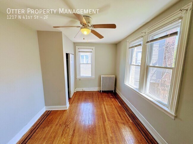 Building Photo - 1217 N 41st St