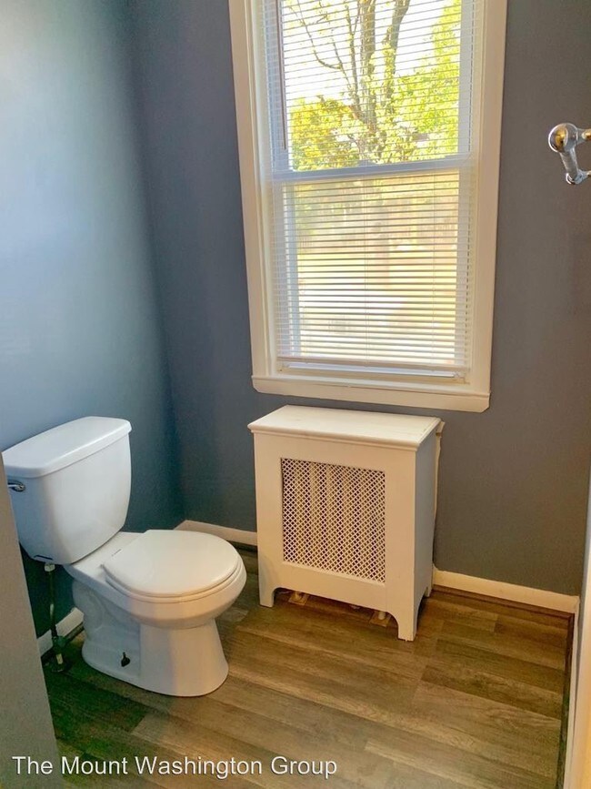 Building Photo - 6111 York Rd