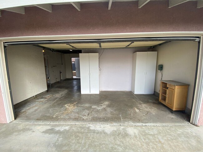 Building Photo - Updated 3 Bedroom Cypress House w/ Office ...