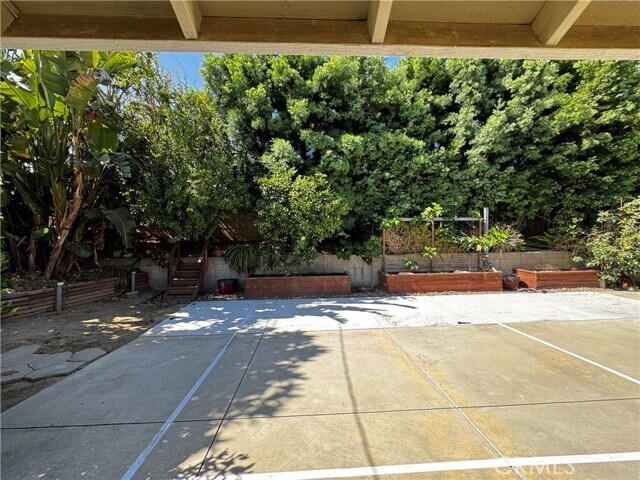 Building Photo - 15706 Agosta Dr
