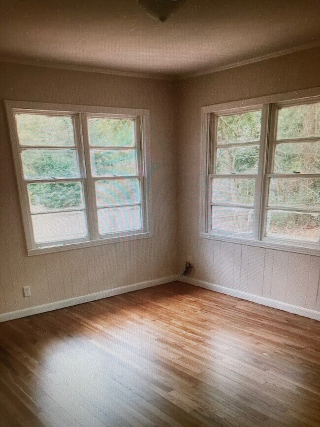 Building Photo - 3 bedroom 2 bath home located in Gulfport