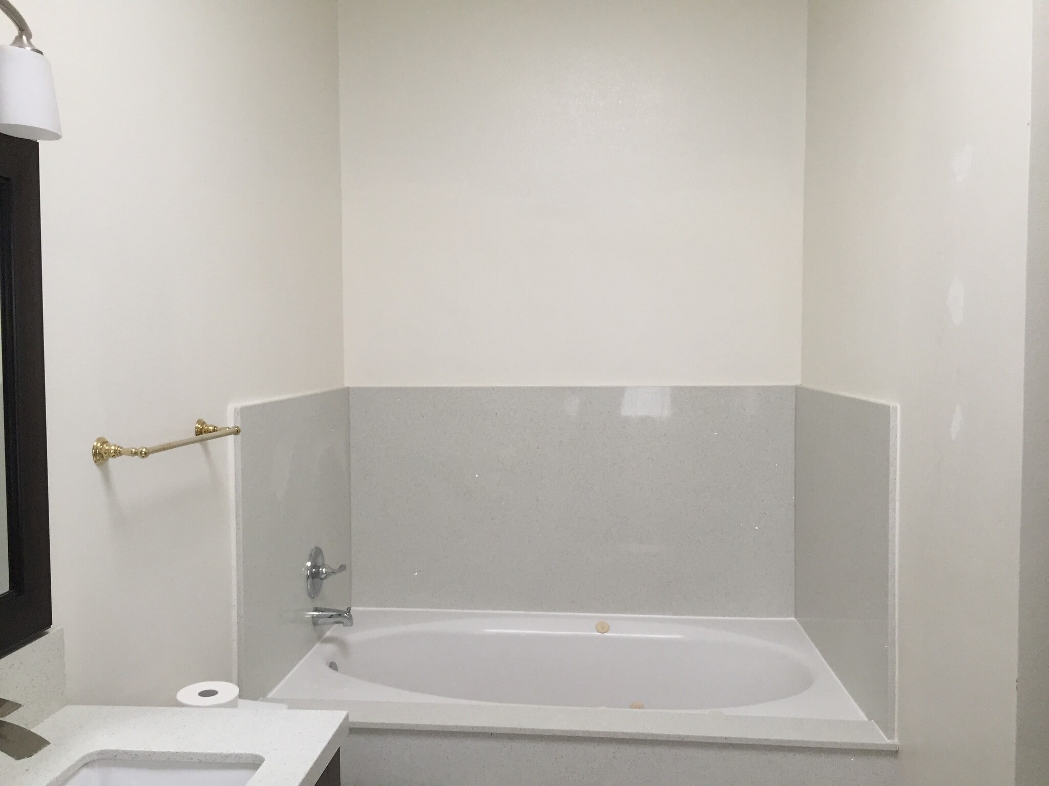 Master Bath - 1815 Morgan Ln